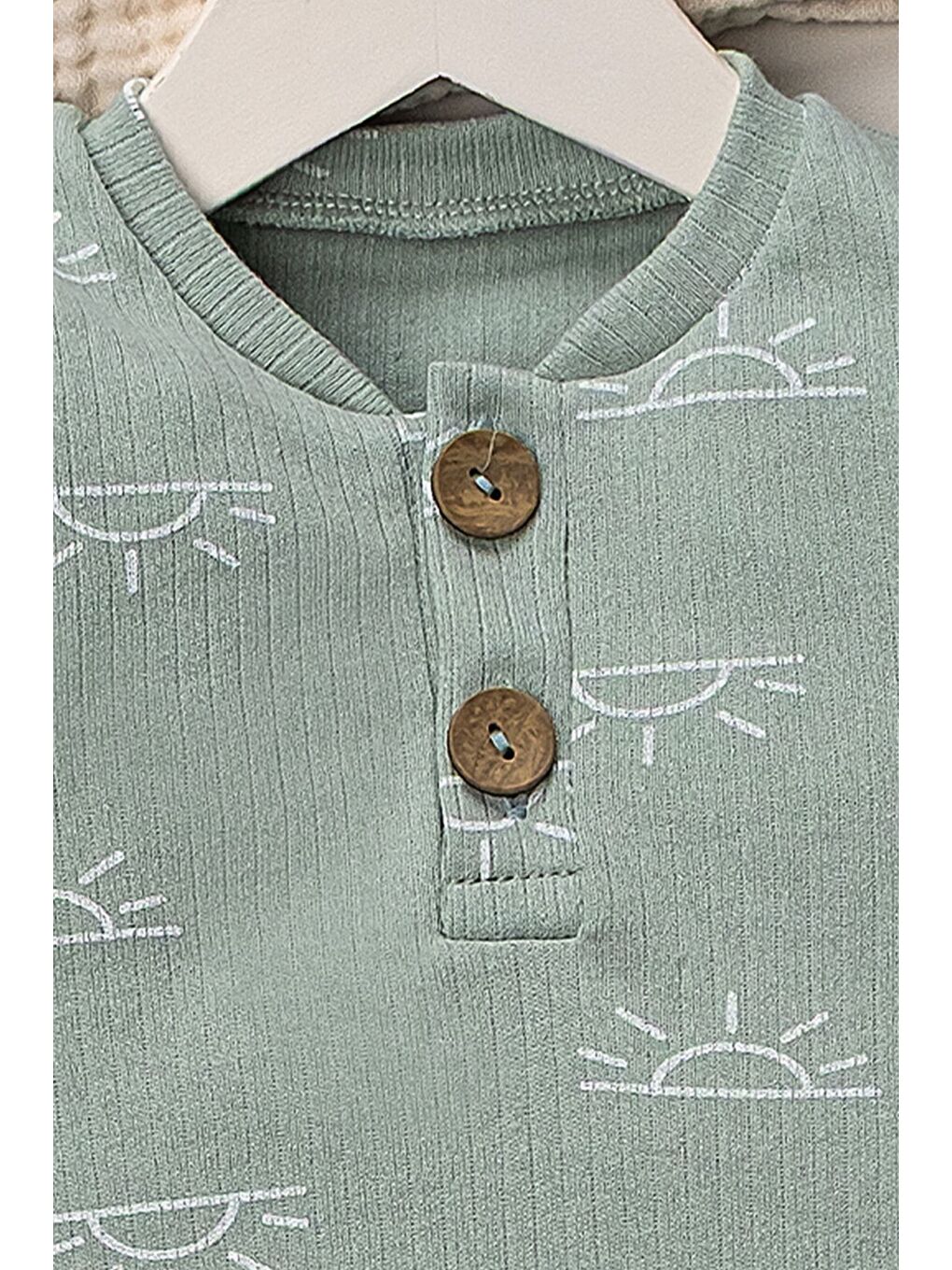 Yeşil Güneş Desenli Çıt Çıtlı Zıbınlı Bebek Takımı-1