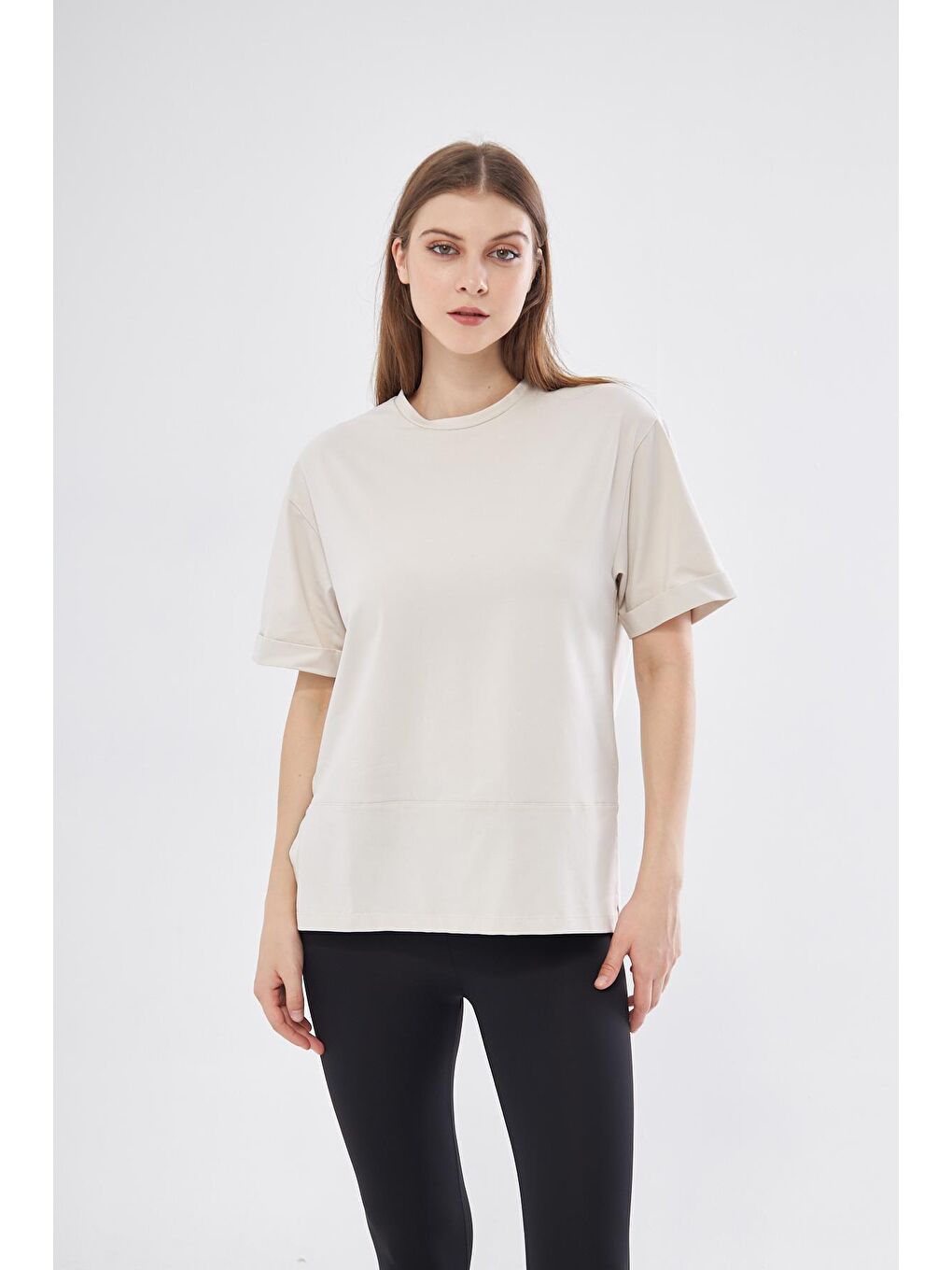 Chandraswear Bej Kadın Bej Pamuklu Yırtmaçlı Oversize  T-shirt - Nors - 5