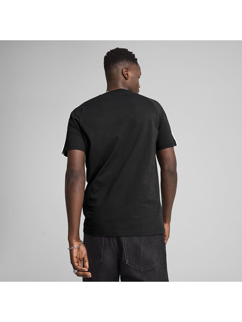 T7 Erkek Siyah Yuvarlak Yaka Tişört-2