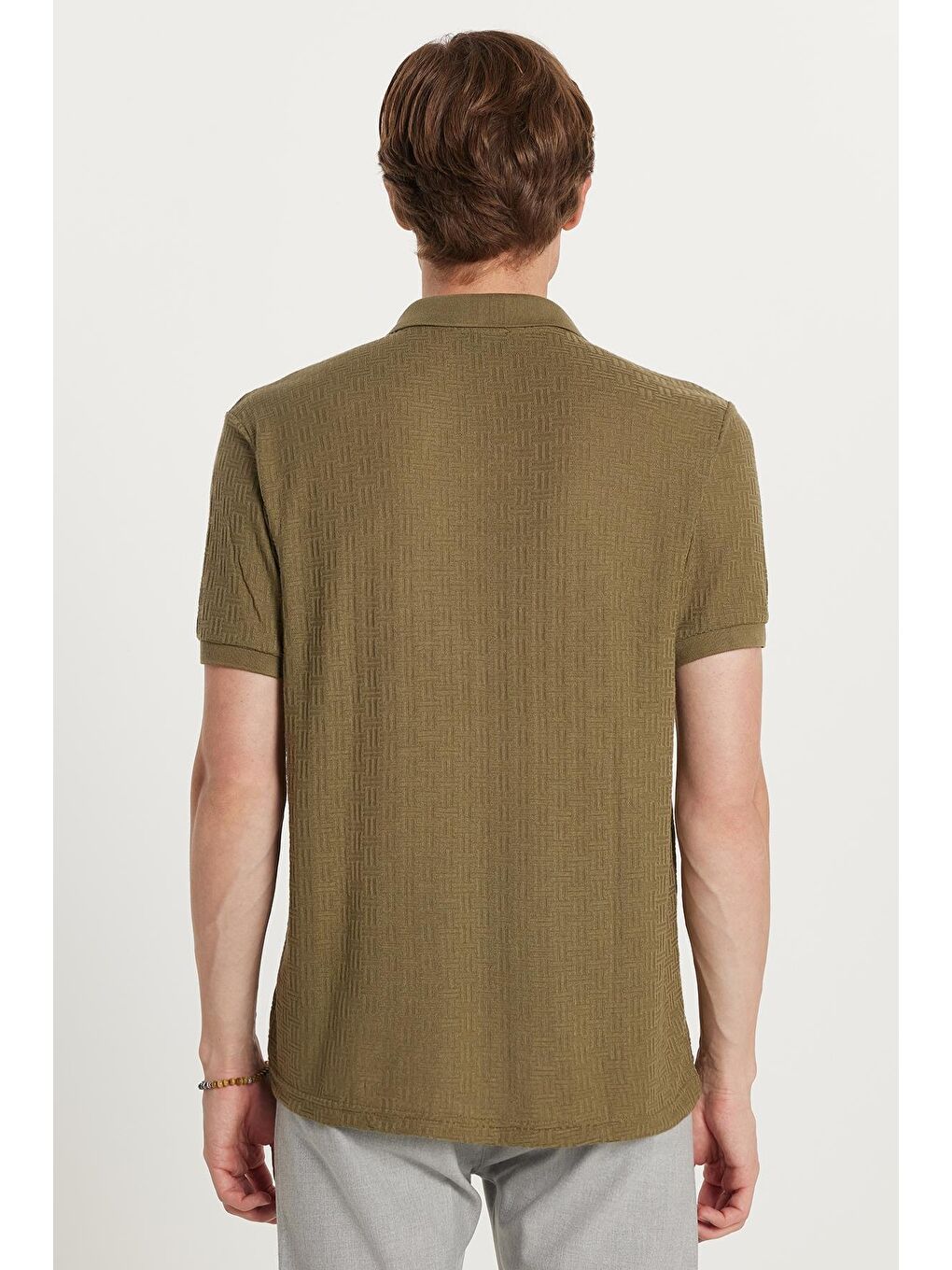 Erkek Slim Fit Dar Kesim Viskon Kumaş Desenli Düz Pike Düğmesiz Haki Polo Yaka Tişört-4