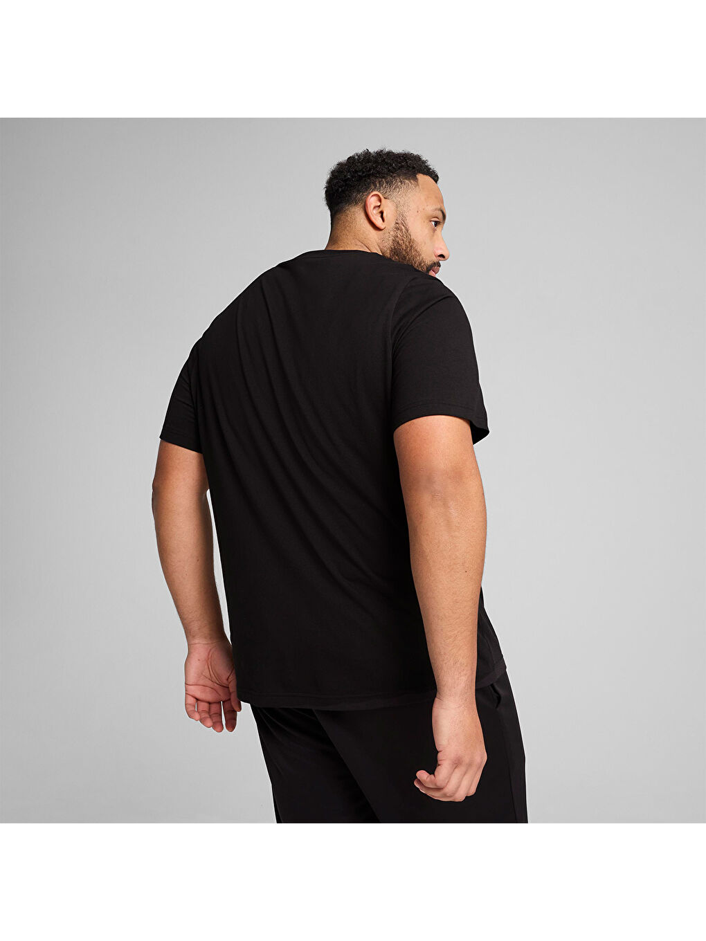 Essentials No 1 Logo Erkek Siyah Yuvarlak Yaka Tişört-4