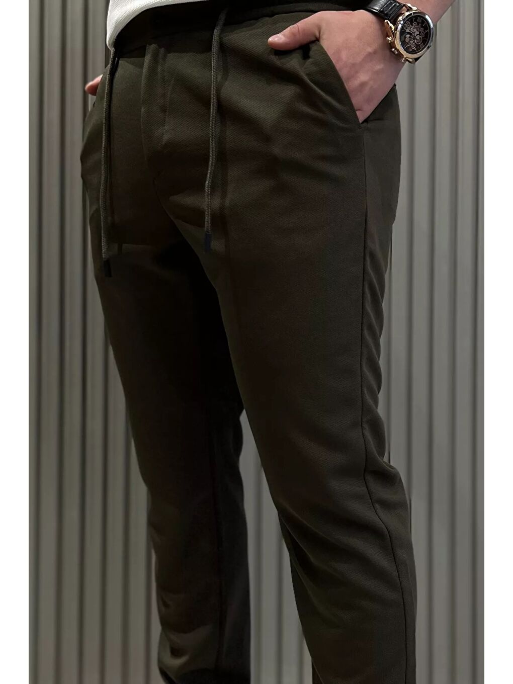 Haki Bel Bağcıklı Düz Paça Erkek Jogger Pantolon-3