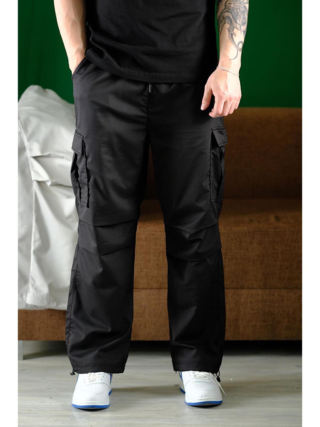 Siyah Masi Baggy Kort Paraşüt Düz İpli Paça Kargo Cepli Erkek Eşofman Alt-1