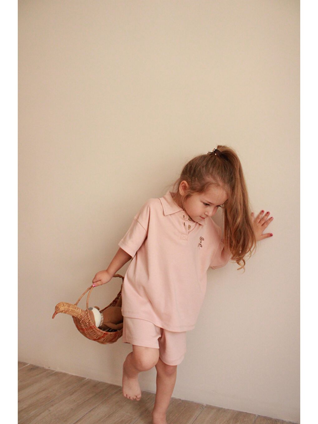 Bej Yaprak Nakışlı Polo Yaka Şortlu Takım-7