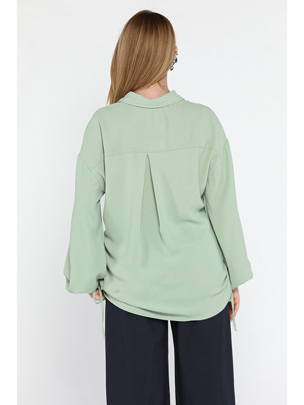 Yeşil Yan Büzgülü Bağcıklı Kadın Gömlek-2