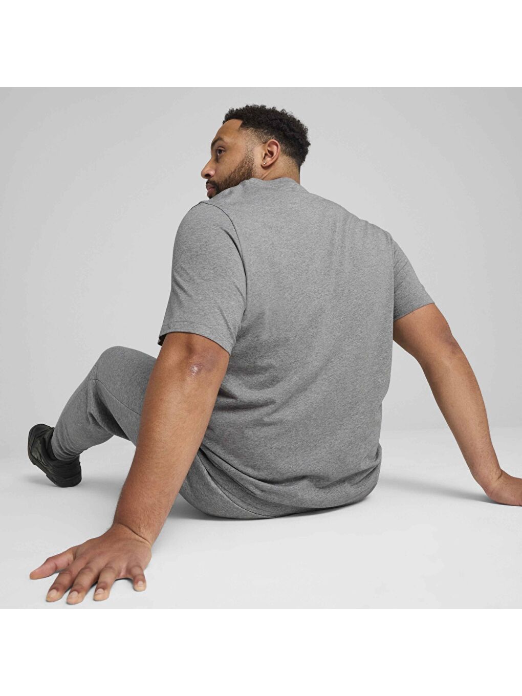 Essentials No 1 Logo Erkek Gri Yuvarlak Yaka Spor Tişört-4