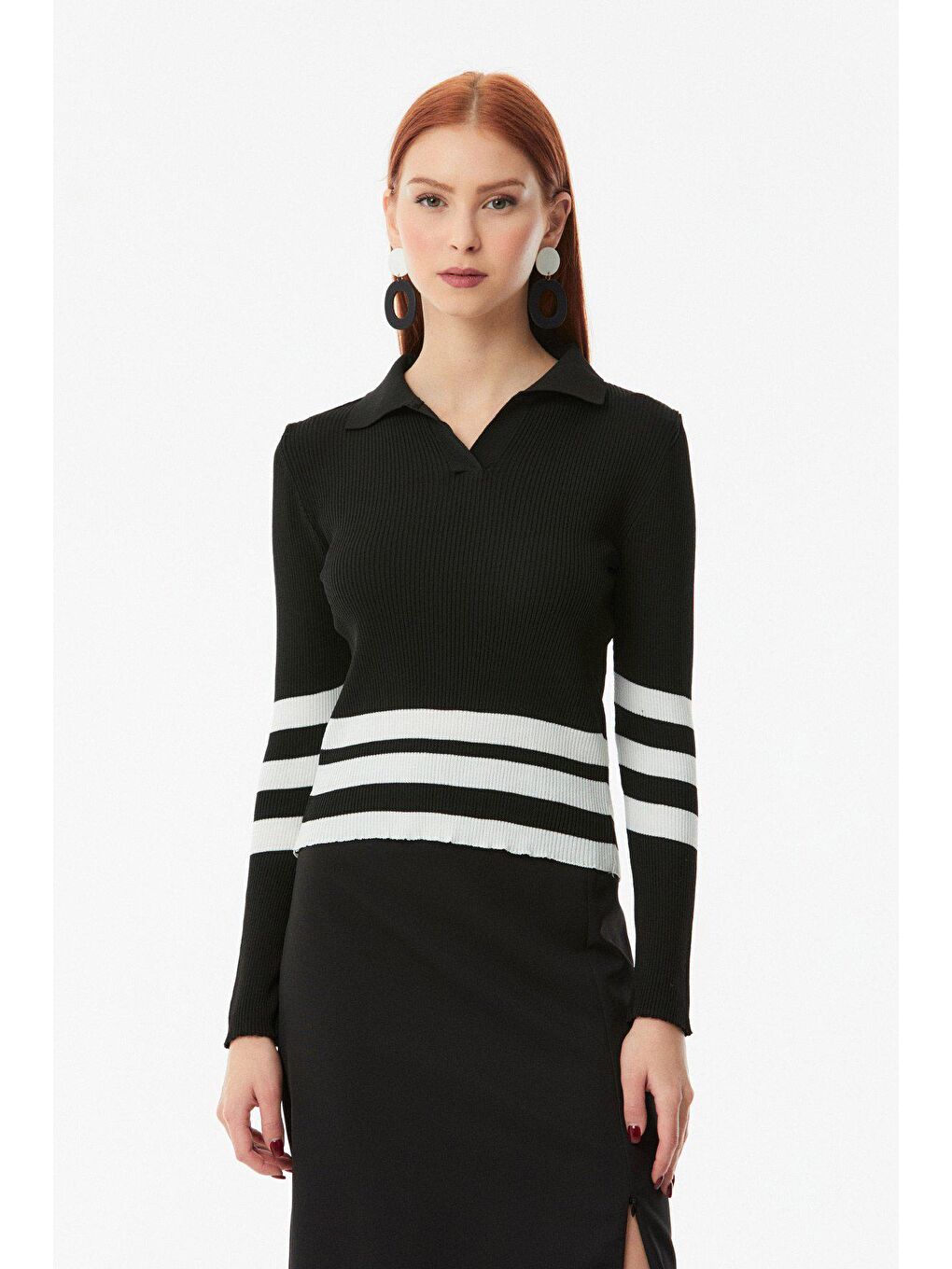 Siyah Çizgili Fitilli Polo Yaka Triko Kazak