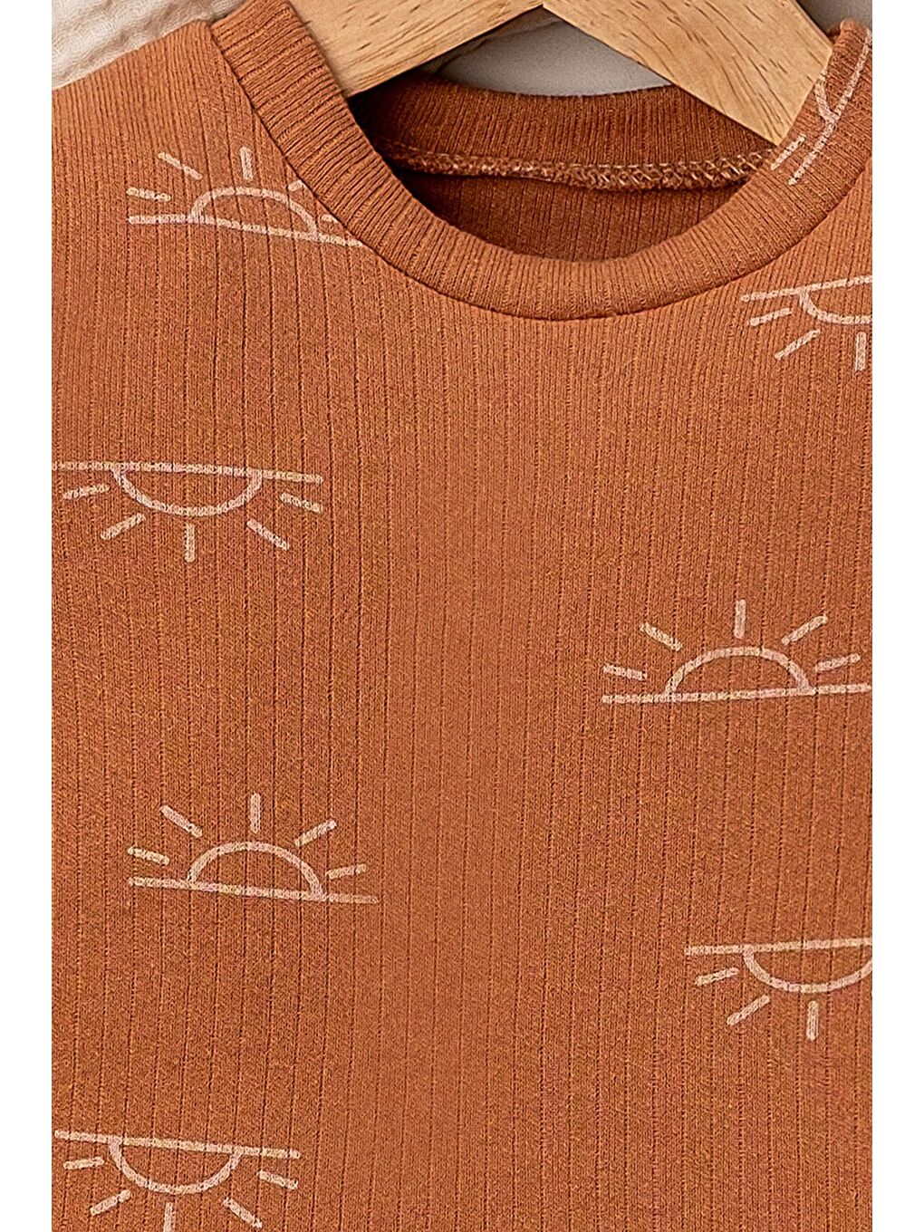 Kahverengi Alt Üst Uzun Kollu Takım Güneş Desenli 2 li Bebek Takımı-2