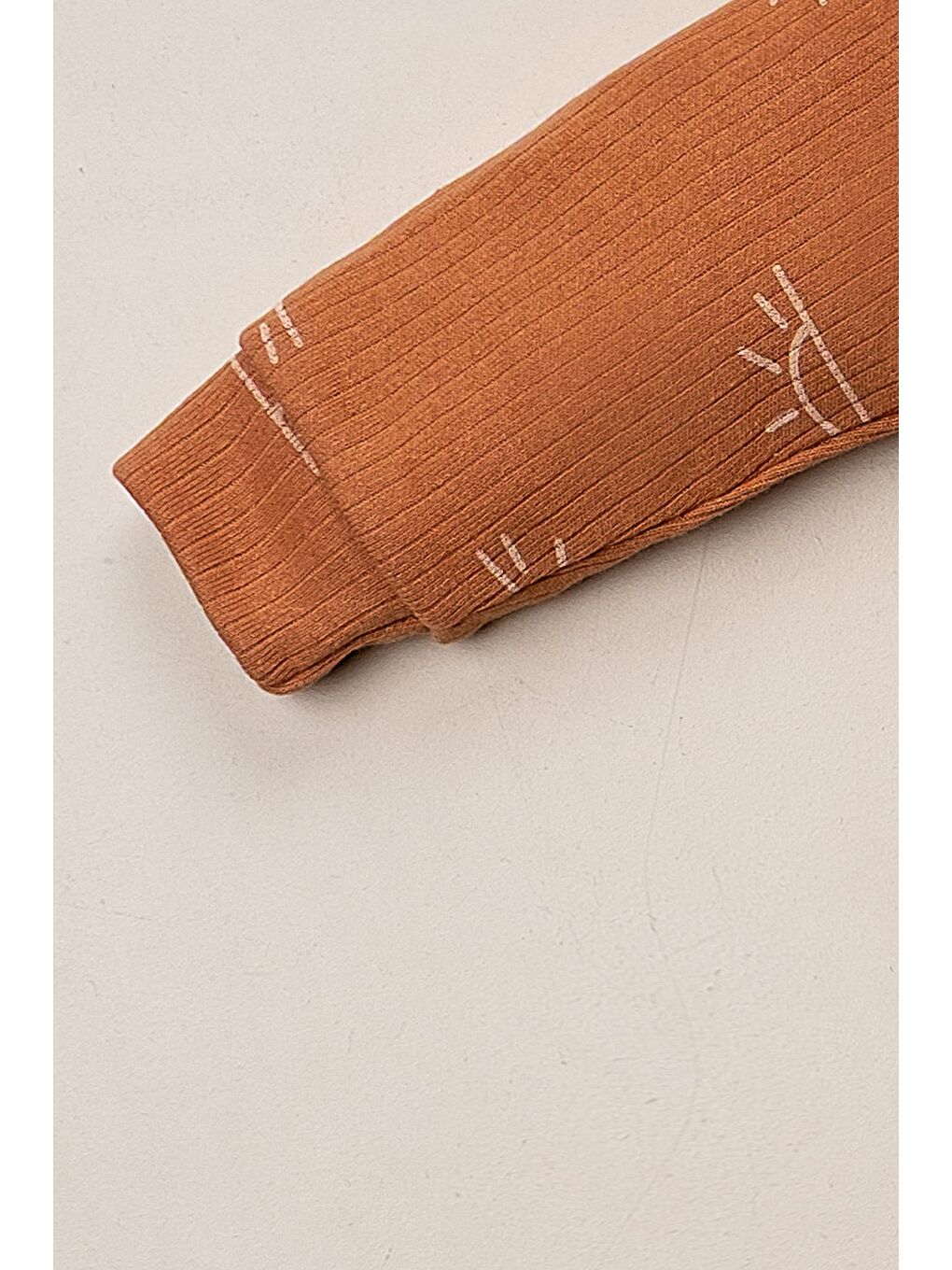 Kahverengi Alt Üst Uzun Kollu Takım Güneş Desenli 2 li Bebek Takımı-3