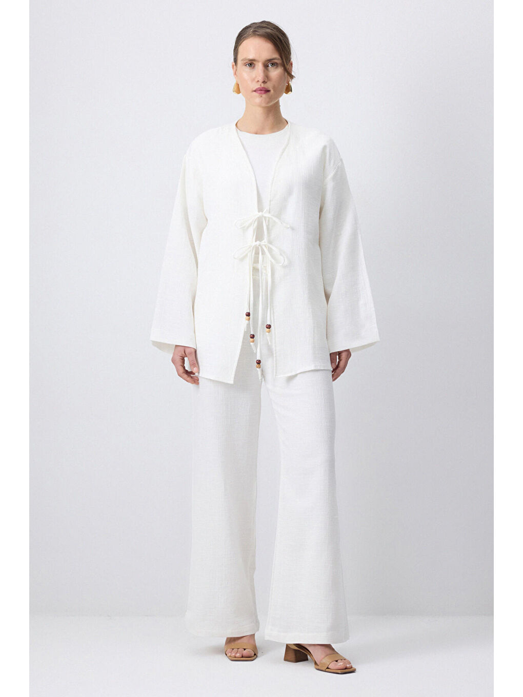 Beyaz Önden Bağlamalı Kimono Pantolon Takım