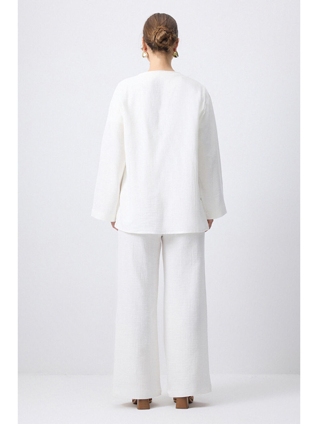 Beyaz Önden Bağlamalı Kimono Pantolon Takım-3