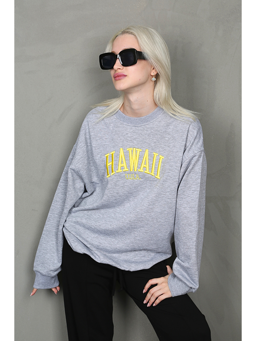 Madmext Gri Bisiklet Yaka Baskılı Sweatshirt MG1922