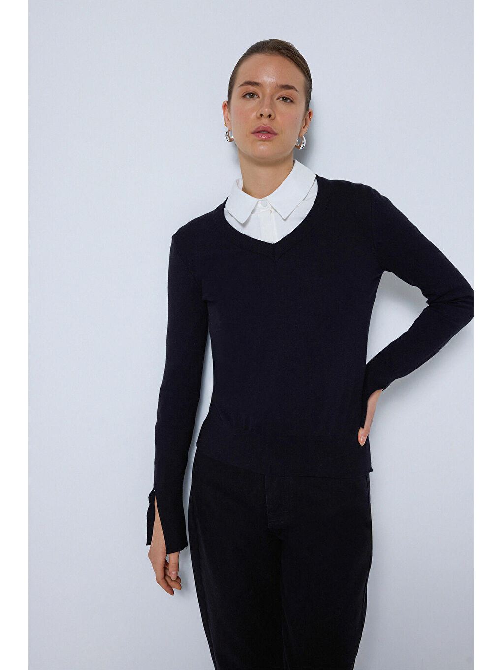 Siyah Yumuşak Dokulu Basıc Triko Bluz-1