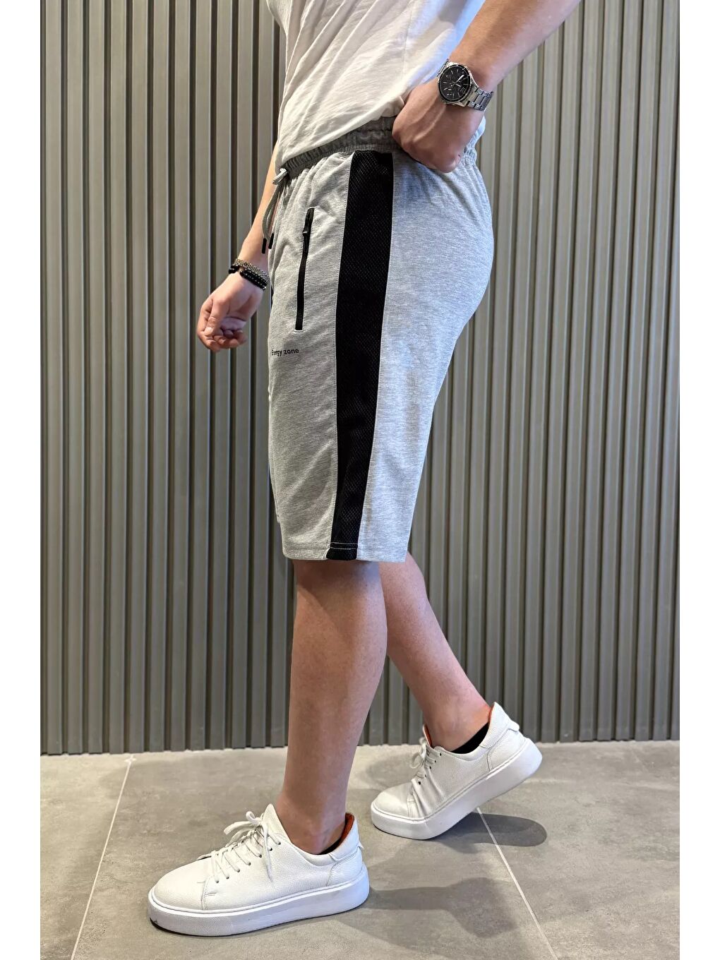 Gri Cep Fermuarlı Erkek Şort-1