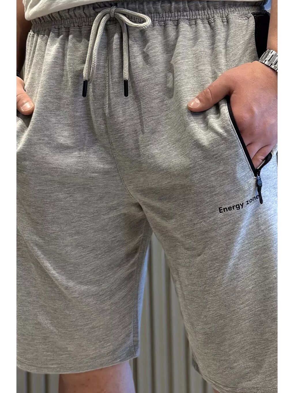 Gri Cep Fermuarlı Erkek Şort-3
