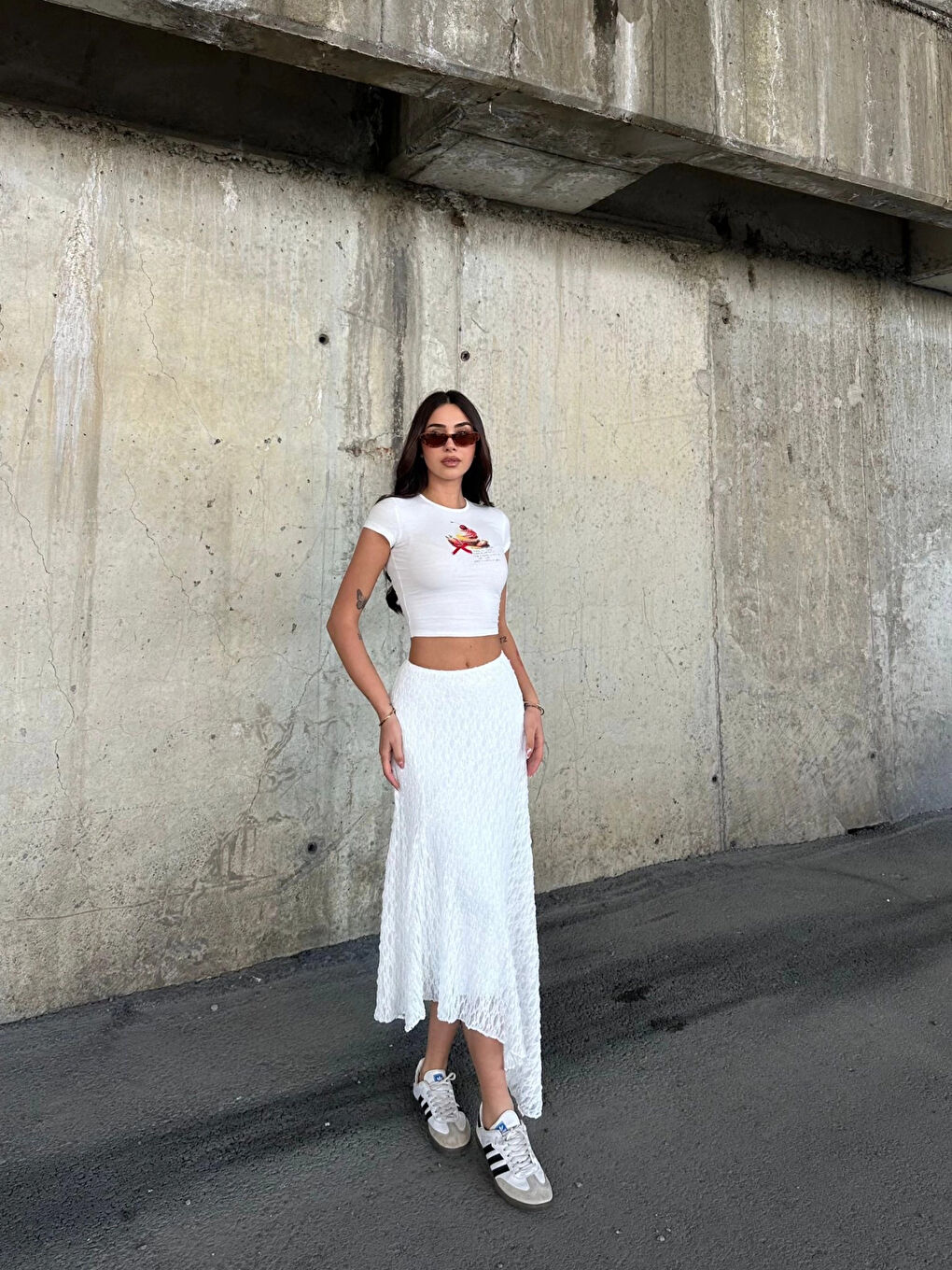 Kadın Beyaz Asimetrik Kesim Astarlı Dantel Etek HZL25S-ZK13571