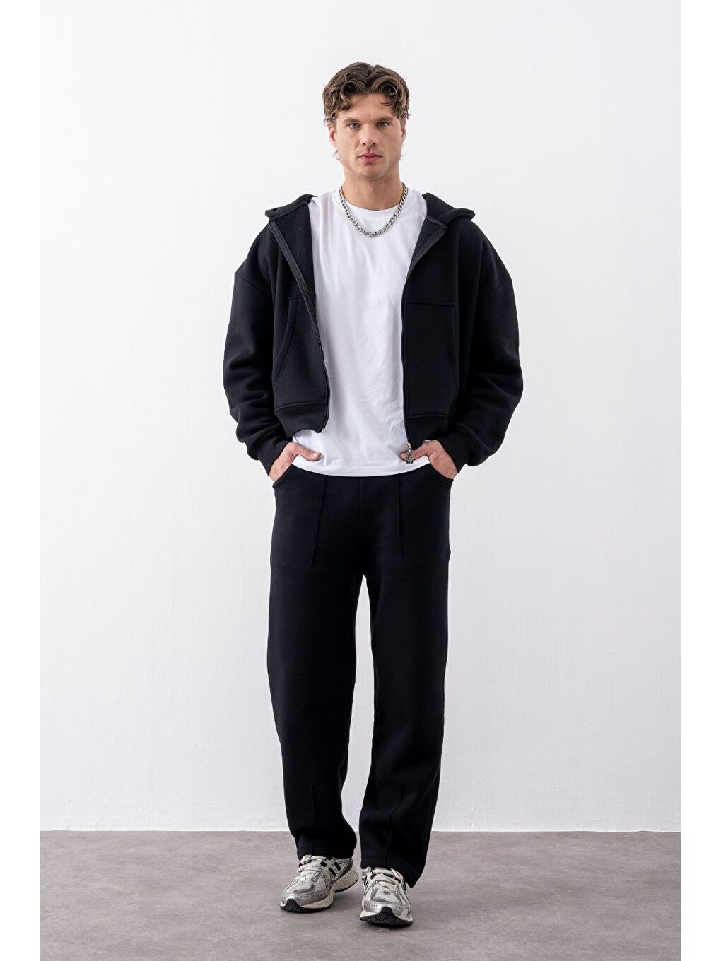 Bej Erkek Boxy Oversize Fermuarlı Chill Siyah Sweatshirt-2