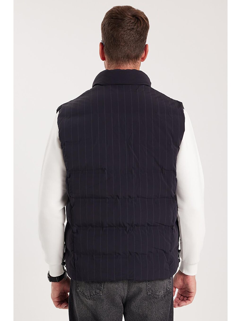 Erkek Standart Fit Normal Kesim Sıfır Kol Çift Cepli Fermuarlı Sıcak Tutan Şişme Lacivert Yelek-6