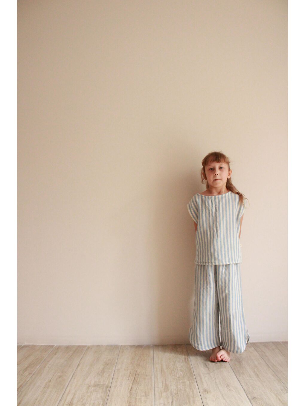 Mavi Çizgili Sırt Detaylı Müslin Takım-2