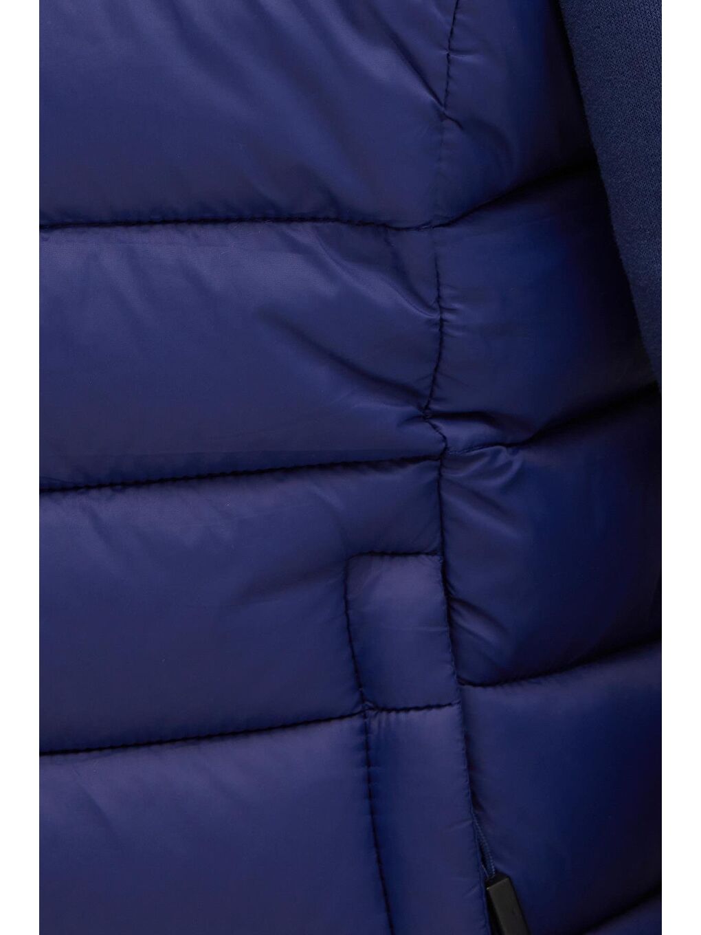 Erkek Relax Fit Rahat Kesim Sıfır Kol Kapüşonlu Çift Cepli Fermuarlı Sıcak Tutan Mavi Şişme Yelek-5