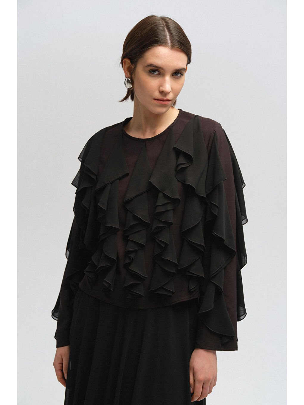 Siyah Volanlı Şifon Bluz-2