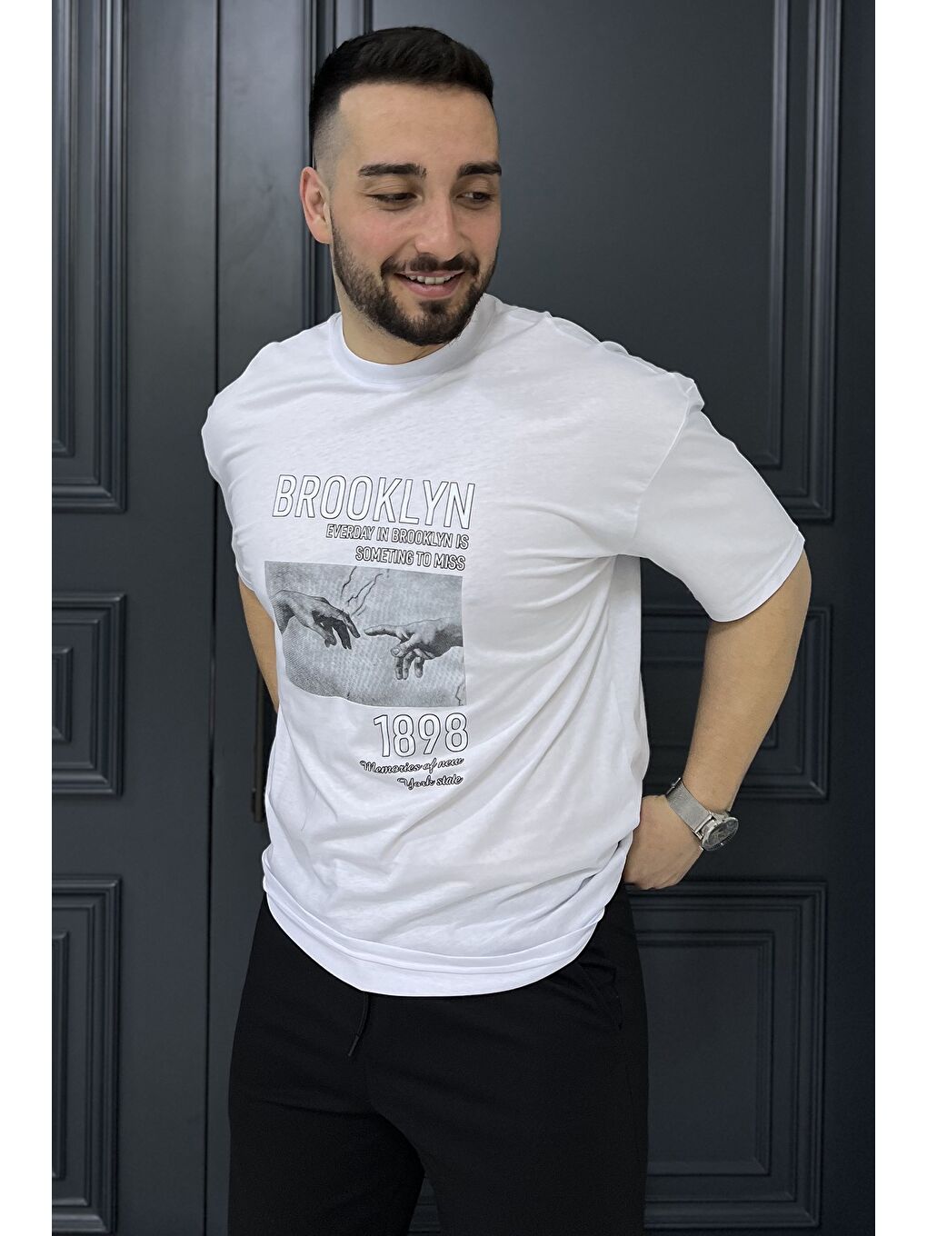 Beyaz Baskılı  Erkek Tişört-1
