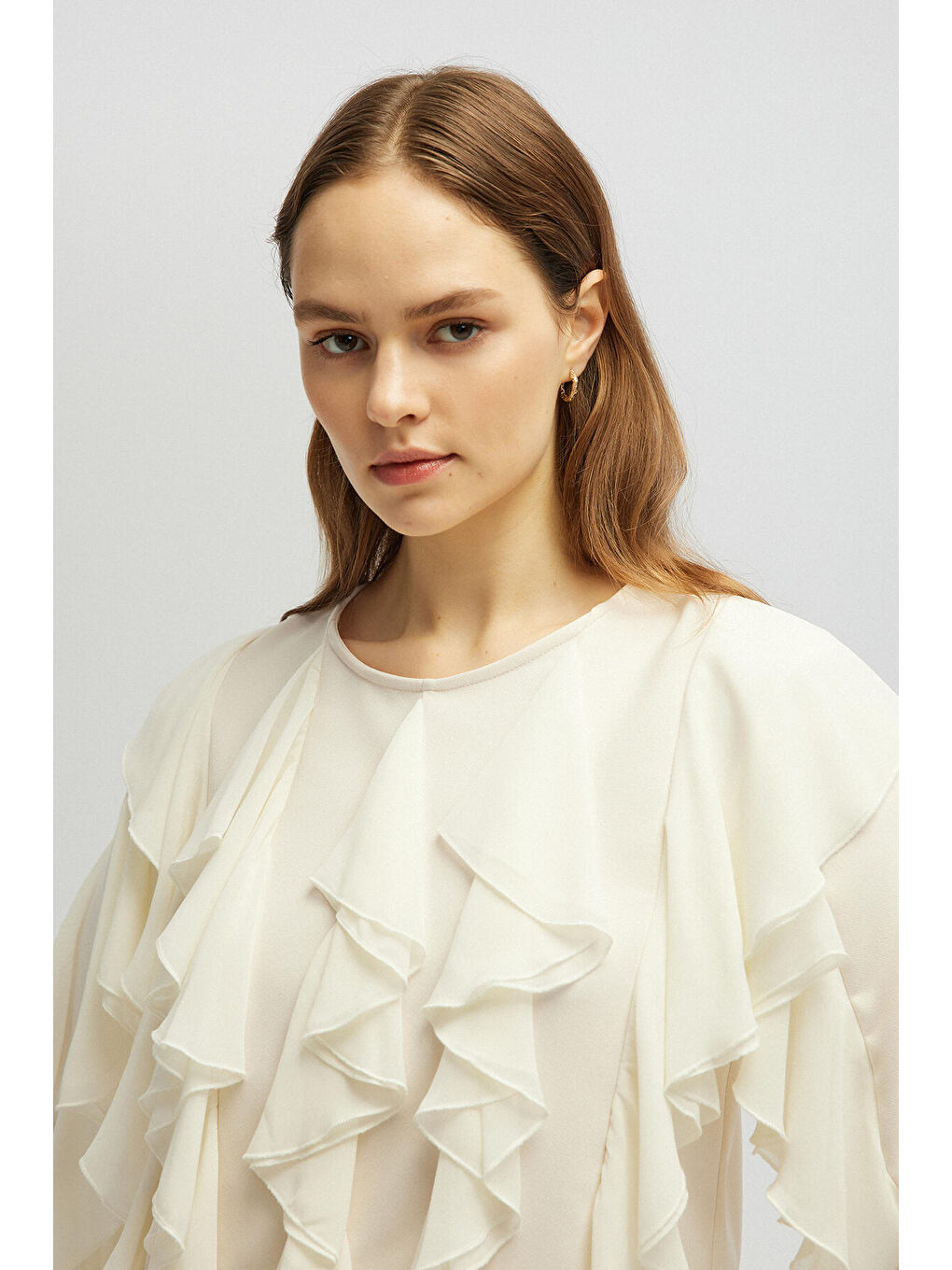 Ekru Volanlı Şifon Bluz-5