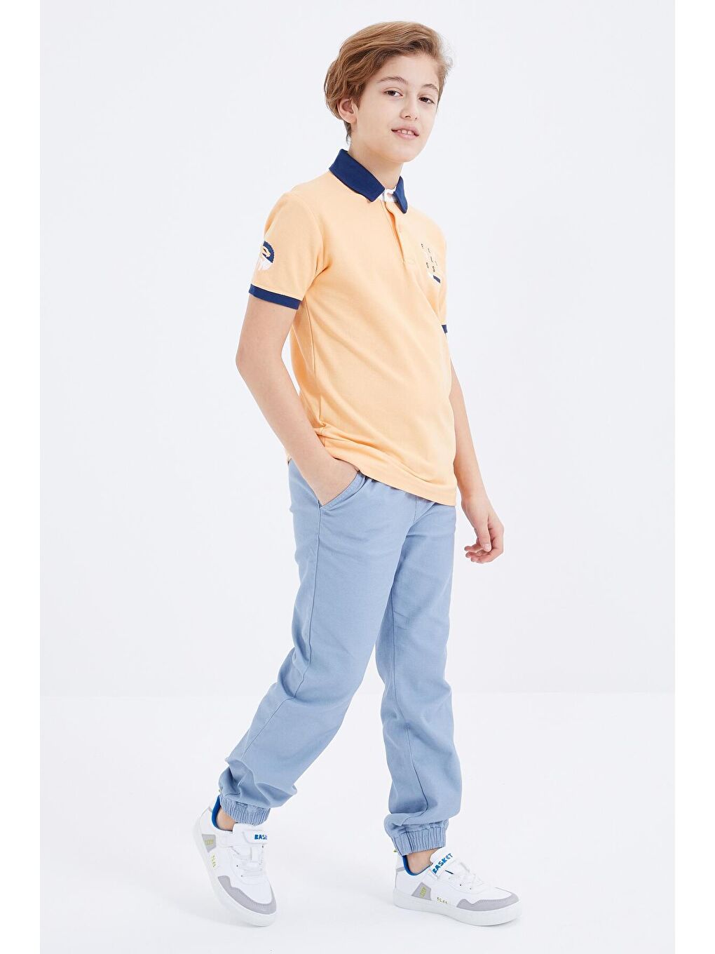 Turuncu Kavun Içi Nakış Detaylı Kısa Kollu Polo Yaka Erkek Çocuk Tişört  - 10893-1