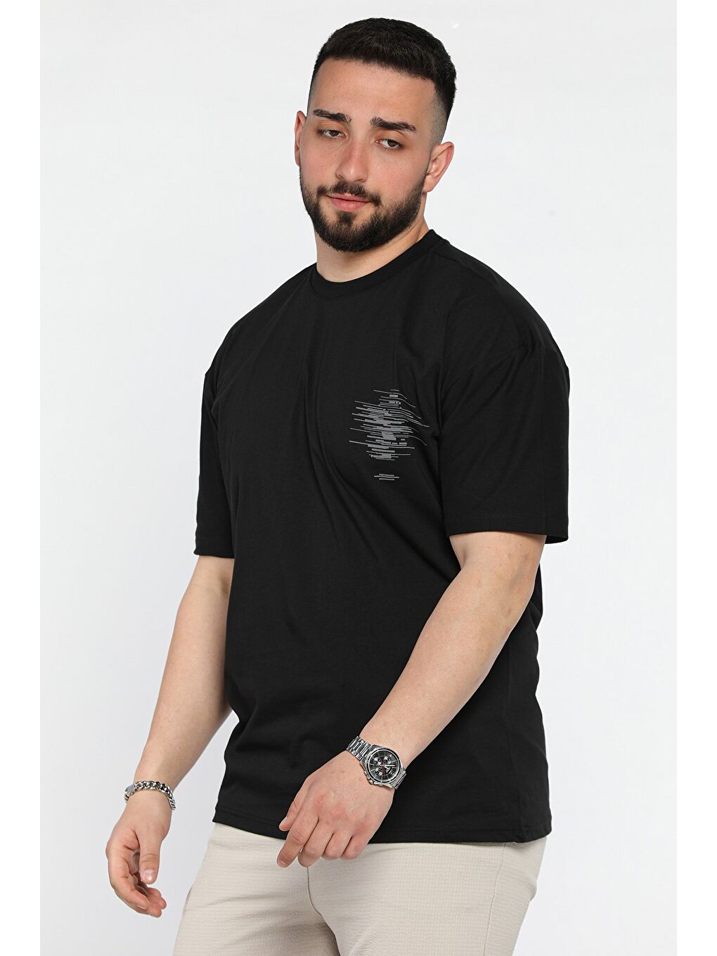 Siyah Baskılı Bisiklet Yaka Erkek Tişört-1