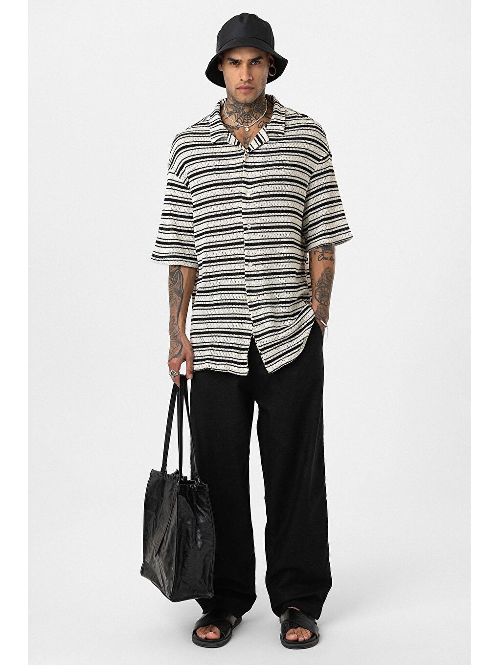 Oversize Çizgili Triko Gömlek Siyah