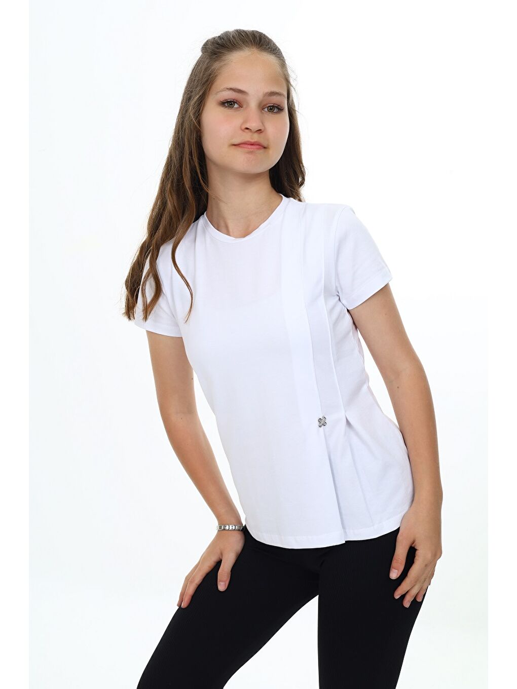 Beyaz Kız Çocuk Okul Tişört-1