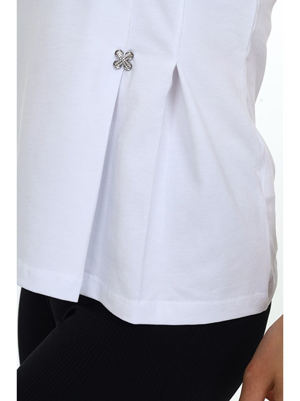 Beyaz Kız Çocuk Okul Tişört-3