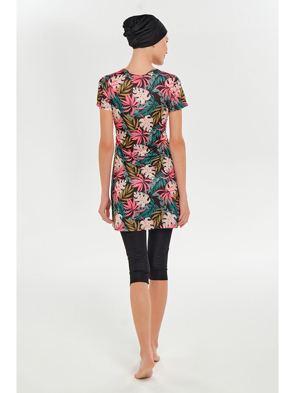 Kısa Kollu Yarı Kapalı Mayo 3601 Siyah-3