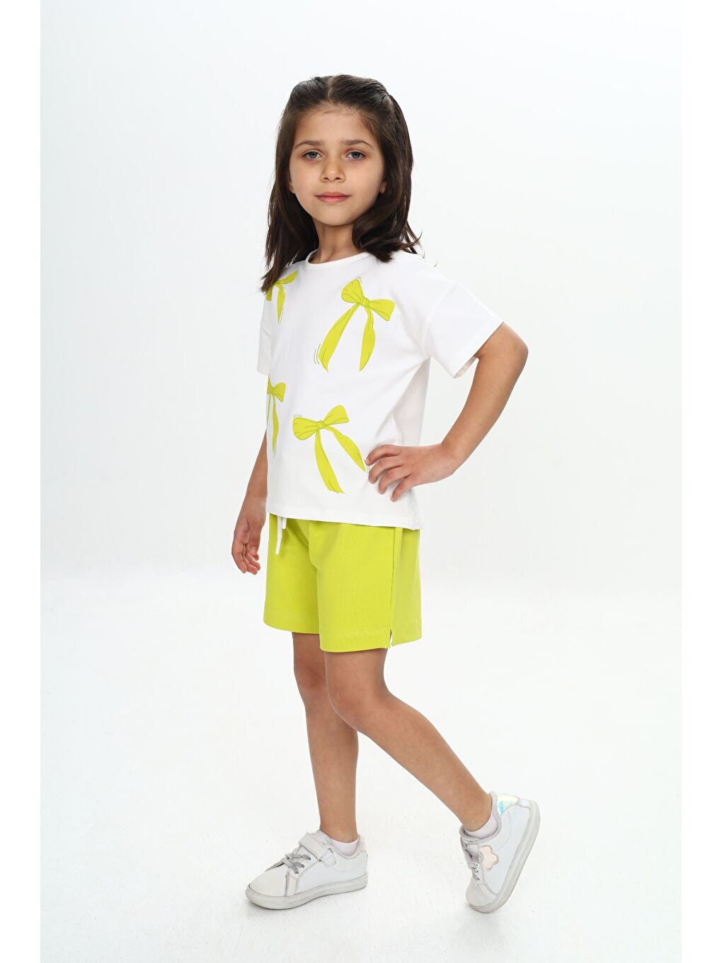 Yeşil Kız Çocuk Fiyonk Baskılı Şortlu Takım-1