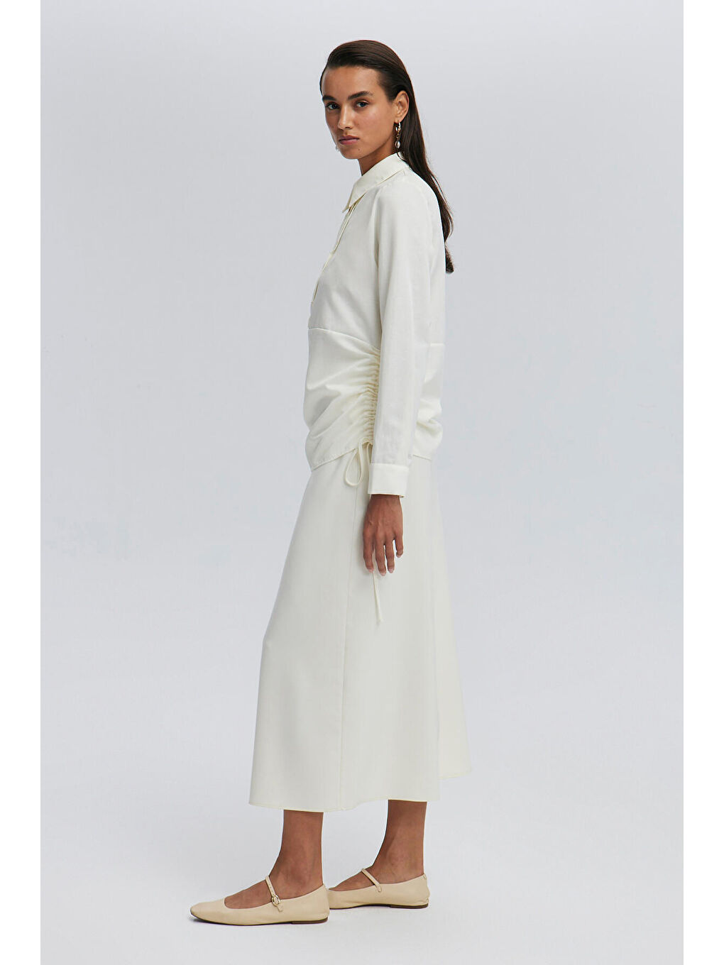 Ekru Beli Büzgülü Bluz-2