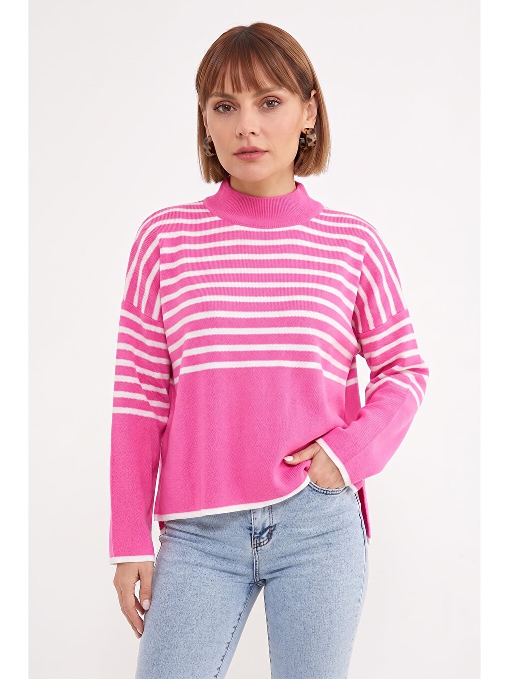 Pembe Çizgili Oversize Triko Kazak