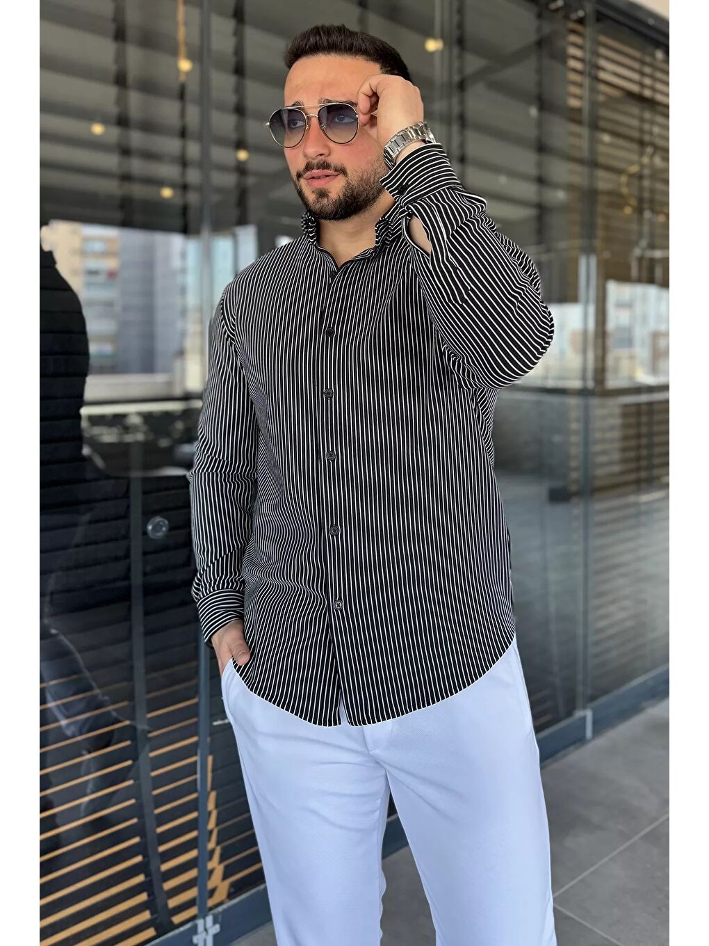 Siyah Çizgi Desenli Erkek Uzun Kol Gömlek