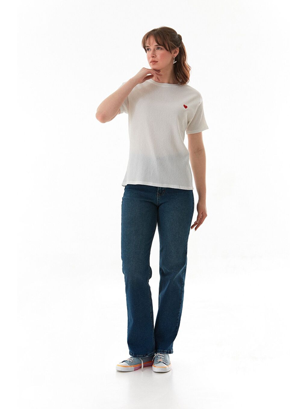 Ekru Kalp Nakışlı Bürümcük Kumaş Tişört-2