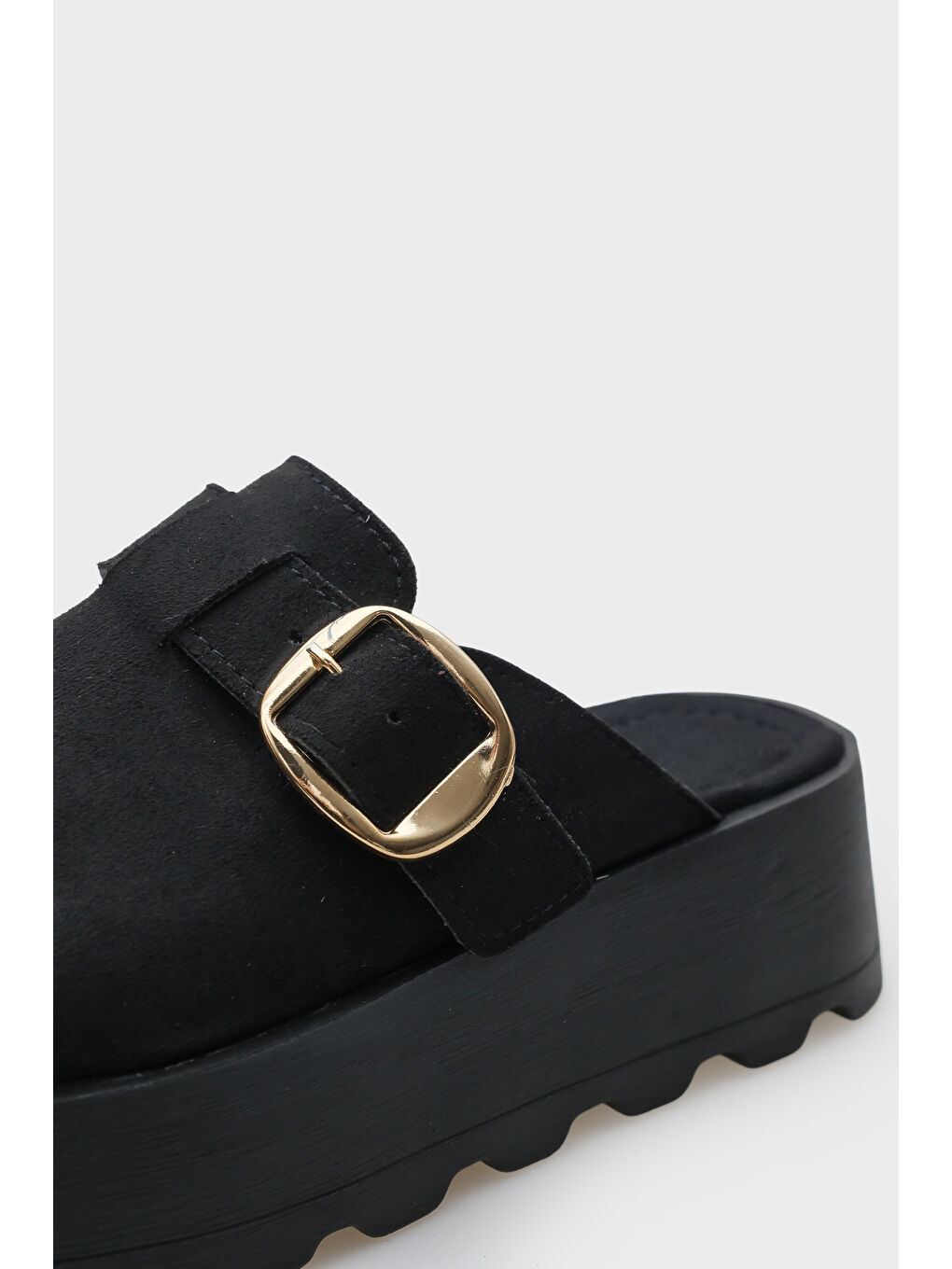 Siyah Minette Kürklü Süet Görünümlü Kadın Sabo-2