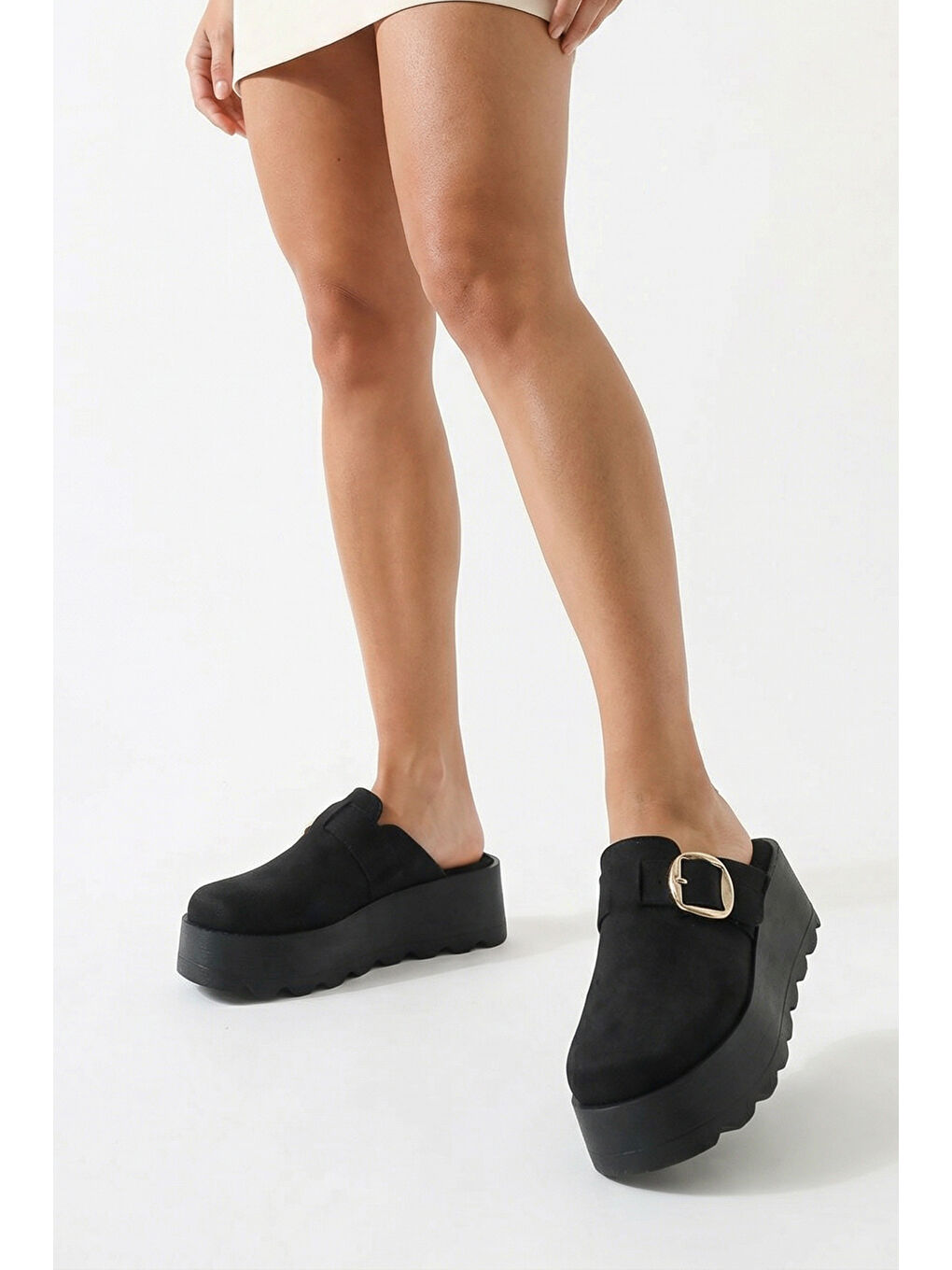 Siyah Minette Kürklü Süet Görünümlü Kadın Sabo-6