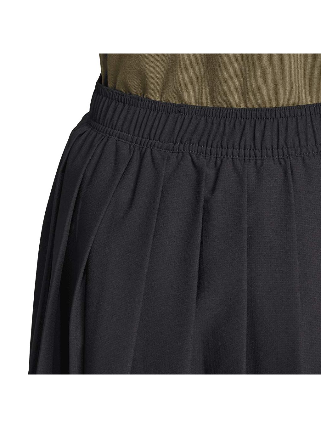 Tiro Q2 Kadın Siyah Şort-2