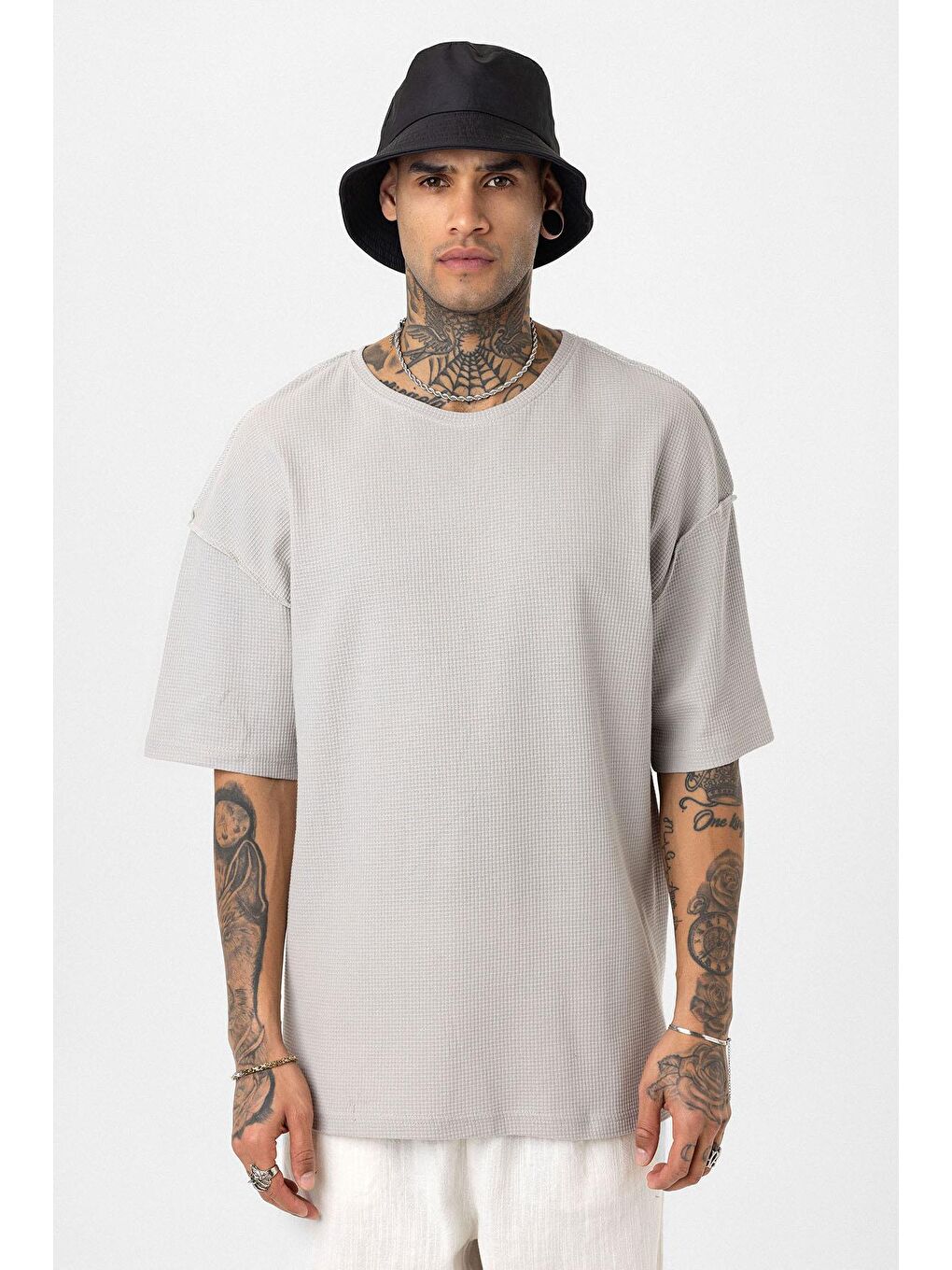 Arka Yazı Baskılı Oversize Triko Tişört Gri-3