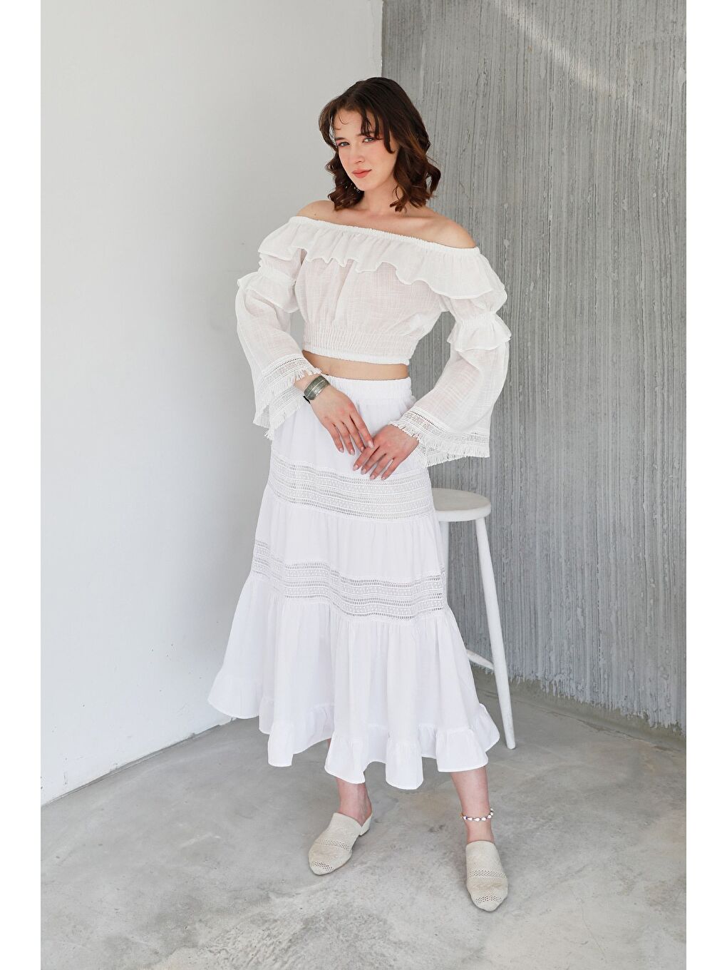 Beyaz Beli Lastikli Güpürlü Etek-2