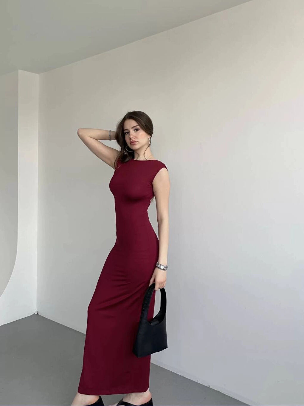 Kadın Bordo Sırt Dekolteli Yumuşak Dokulu Elbise HZL25S-ZK13321-2