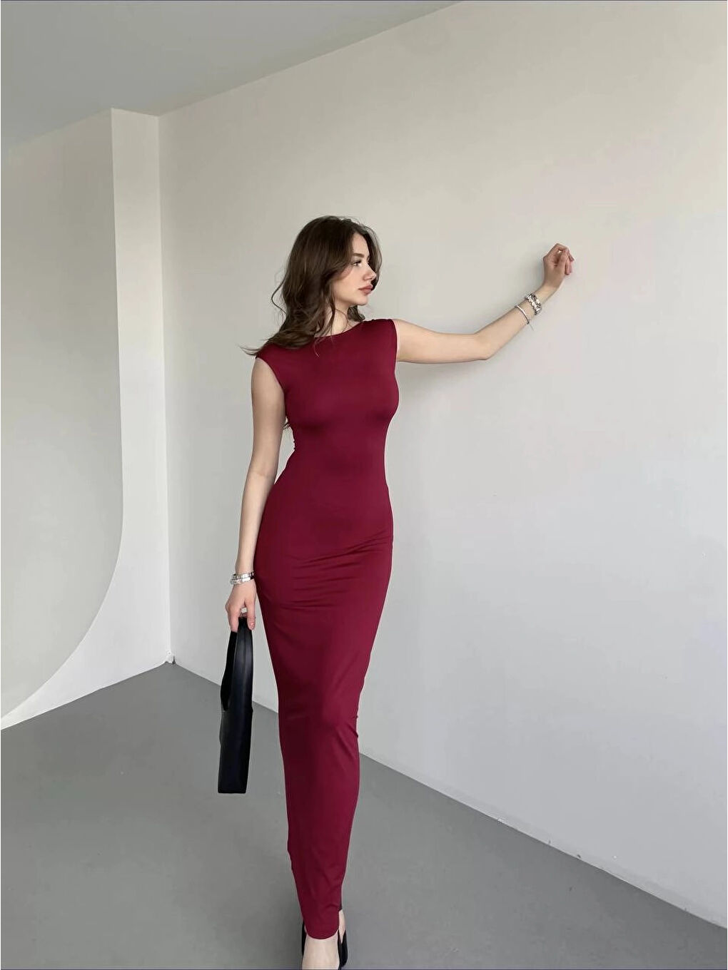 Kadın Bordo Sırt Dekolteli Yumuşak Dokulu Elbise HZL25S-ZK13321-3