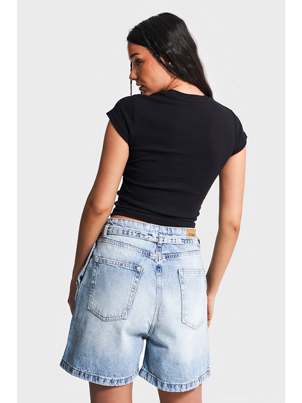 Mavi Kadın Snow Jean Rengi 4s5-27 Kemer Detaylı Midi Boy Pileli %100 Pamuk Denim Şort-3