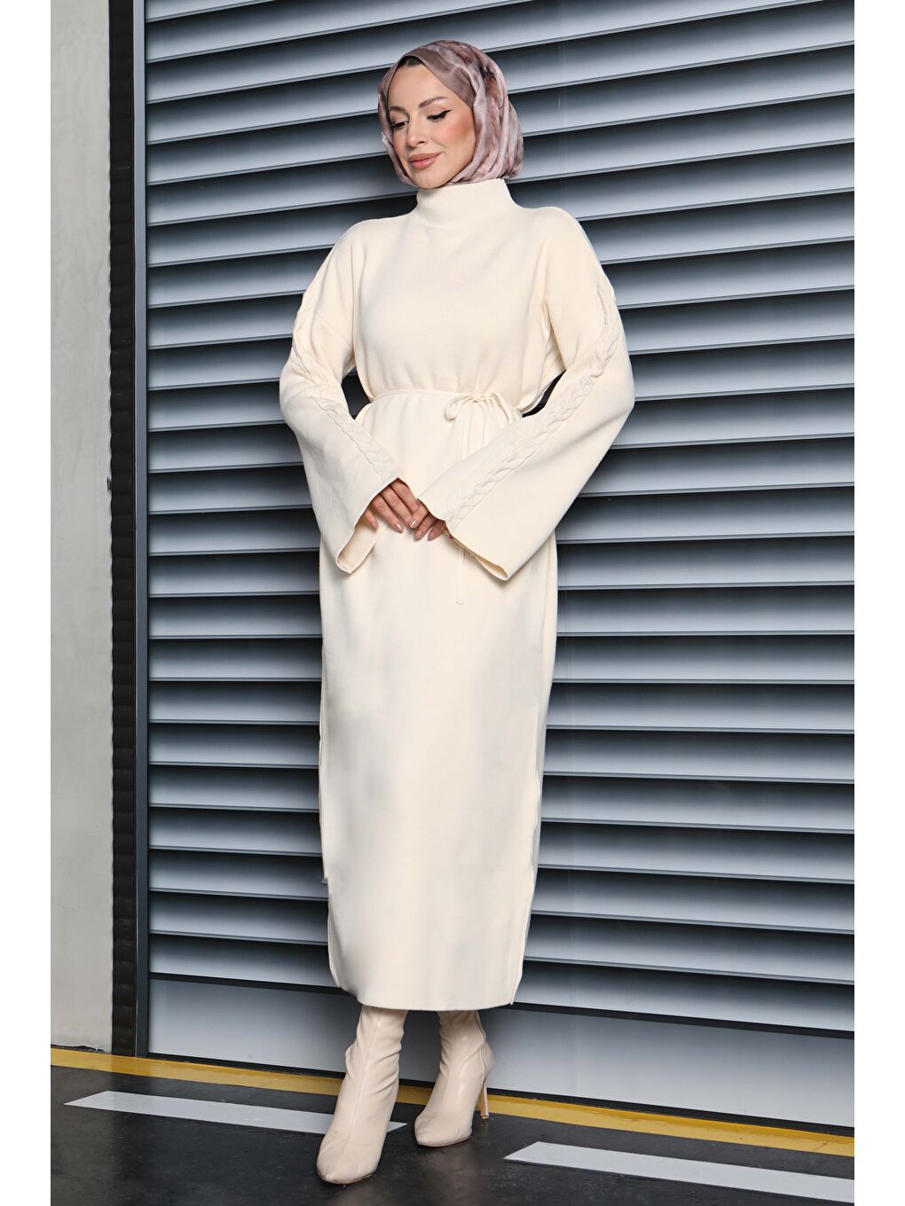 Ekru Kolda Örgü Detaylı Triko Elbise Krem - 27925-KREM-2