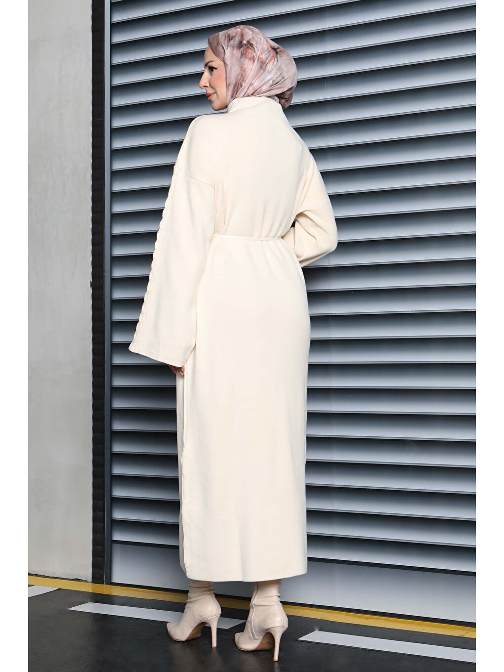 Ekru Kolda Örgü Detaylı Triko Elbise Krem - 27925-KREM-4