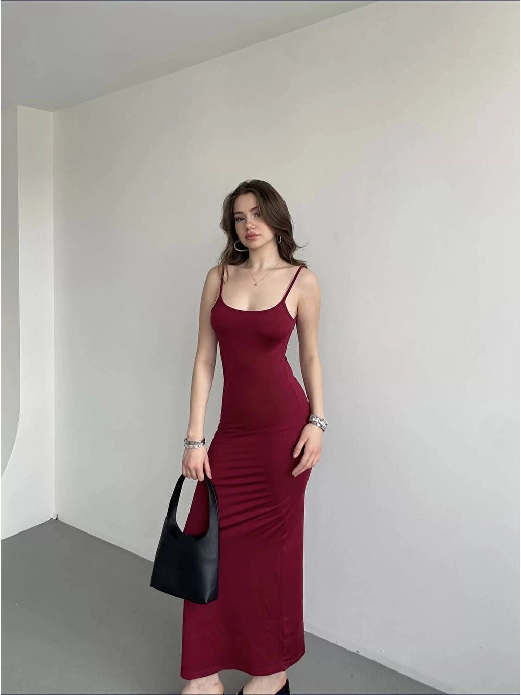 Kadın Bordo Sırtı Açık Yumuşak Dokulu Elbise HZL25S-ZK13281