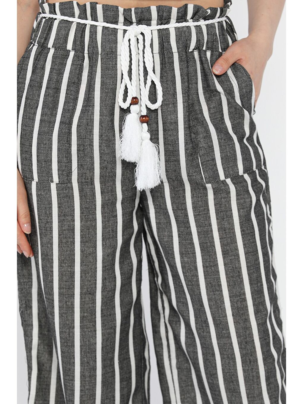 Gri Kadın Yüksek Bel Kuşak Detaylı Çizgi Desenli Palazzo Pantolon-3